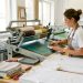 Sérigraphie textile entreprise : un marquage durable pour vos équipes